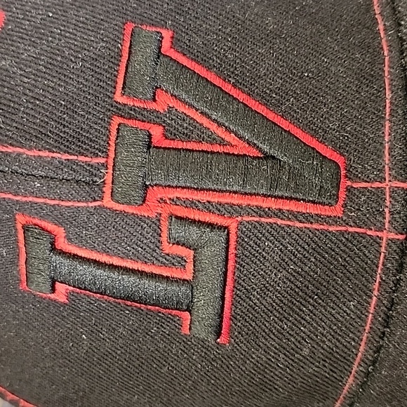 LAS VEGAS Baseball Cap - Picture 3 of 8